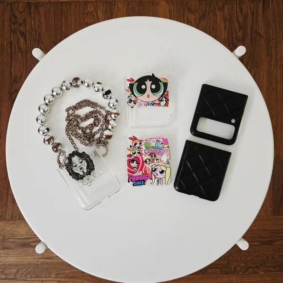 Samsung Galaxy Z Flip 3G - Lot Of 3 - Cases - Picture 1 of 3